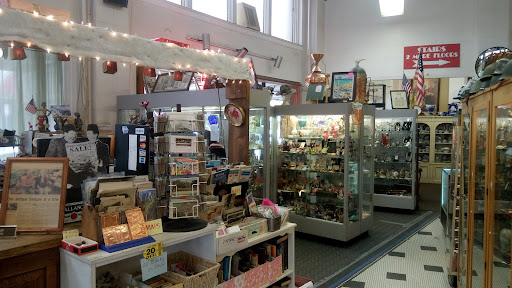 Alamo Records & Sheet Music