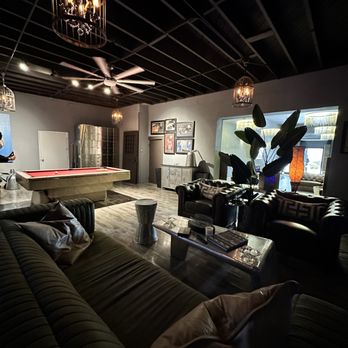 Cuban Leaf Cigar Lounge: lujo y tradición de puros cubanos