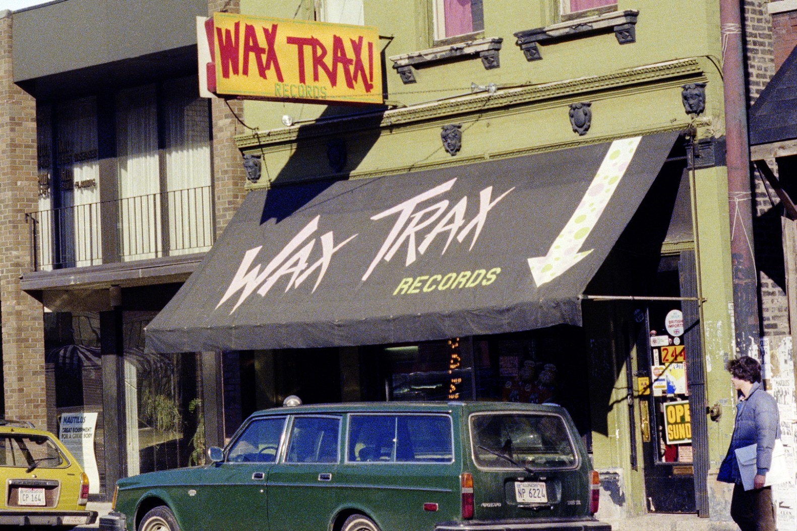 Logo de Wax Trax Records Inc – Icono del Sello de Música Industrial y Electrónica