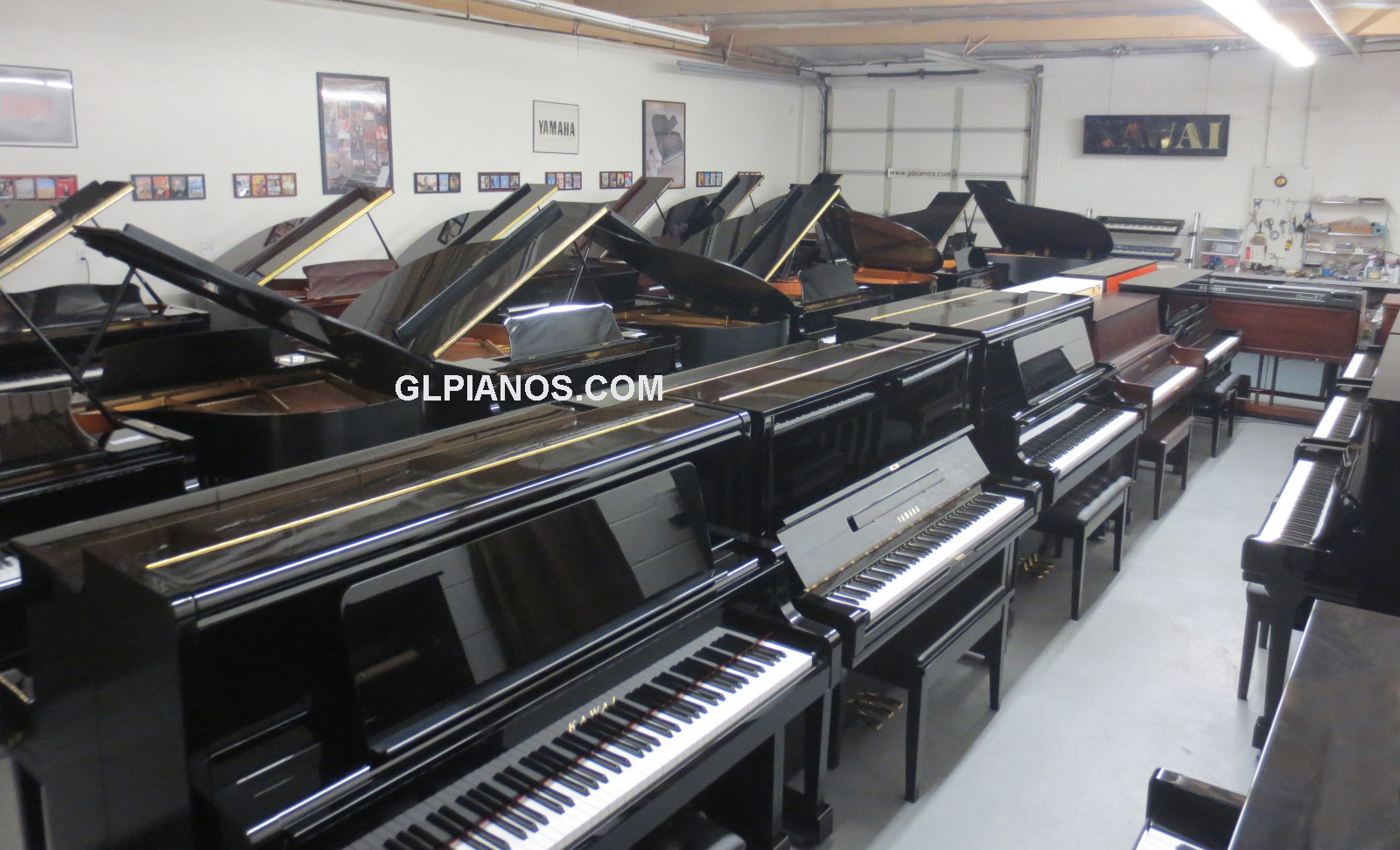 Almacén de Pianos: Amplio Stock de Pianos Acústicos y Eléctricos – Compra y Envío Rápido