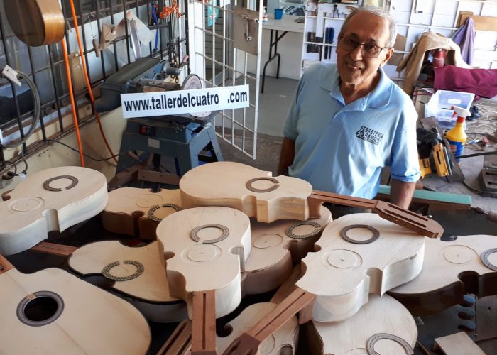 Taller del Cuatro Puertorriqueño: Aprende a tocar el instrumento tradicional con técnicas modernas