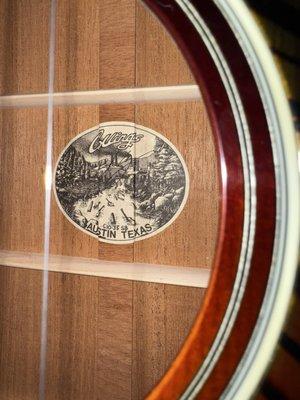 GuitarVista: Guitares acústicas y eléctricas de alta calidad – Fotos de instrumentos y accesorios