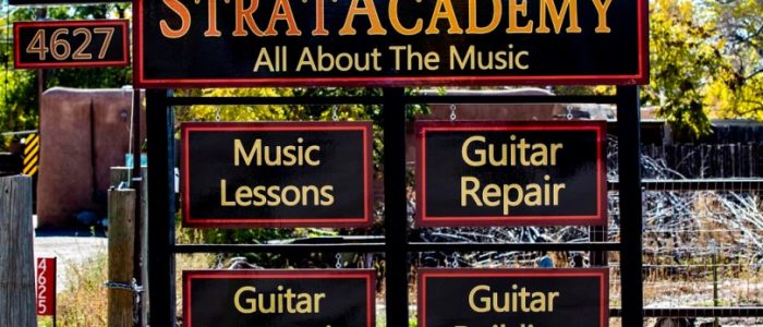 StratAcademy: Plataforma de Cursos Online de Estrategia Empresarial y Marketing Digital