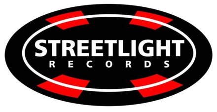 Logo y portada de Streetlight Records – Sello indie de música alternativa