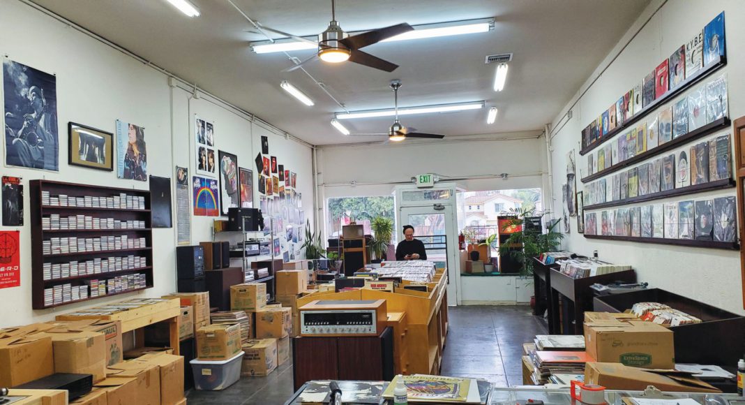 On The Corner Music: Fotografía de música urbana, estilo callejero y vibrantes ritmos