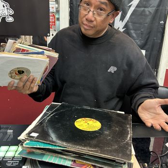 Mxxnshine Records – Logo oficial del sello discográfico de música electrónica