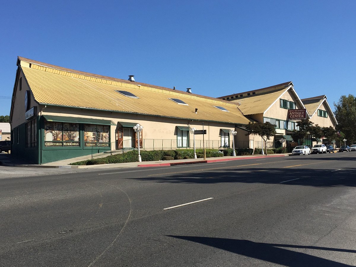 King Richard’s Antique Vintage Center – Tienda de Antigüedades Vintage y Coleccionables