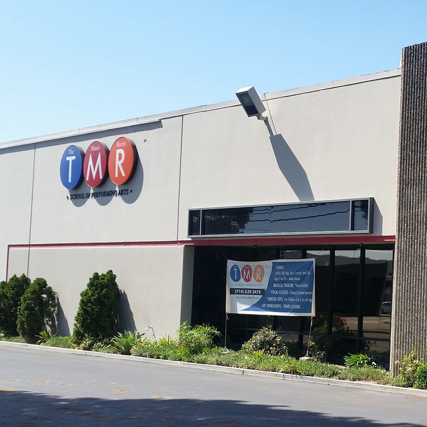 Sala de Música TMR – Escuela de Artes Escénicas: Espacio creativo, clases de instrumentos y performance