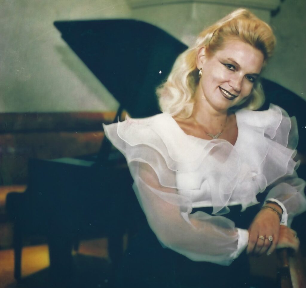 Estudio de Piano Elena Volkova – Clases de Piano Personalizadas y Conciertos en Línea