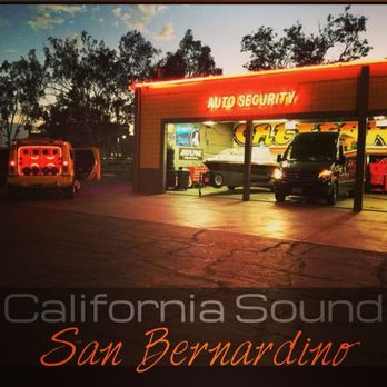 California Sound Inc: Logo vintage de estudio musical de California, estilo retro y sonido icónico