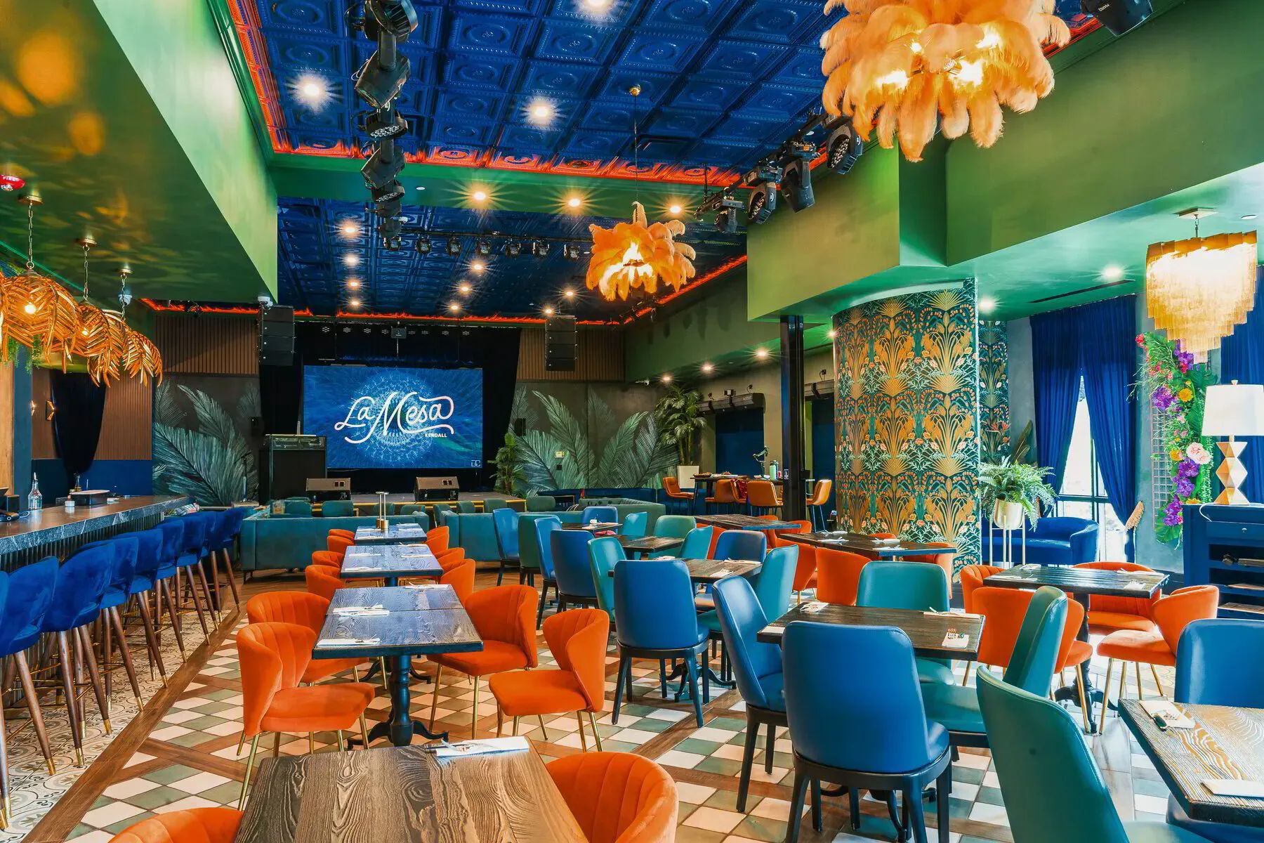 La Mesa Kendall: diseño elegante y contemporáneo de muebles para salón