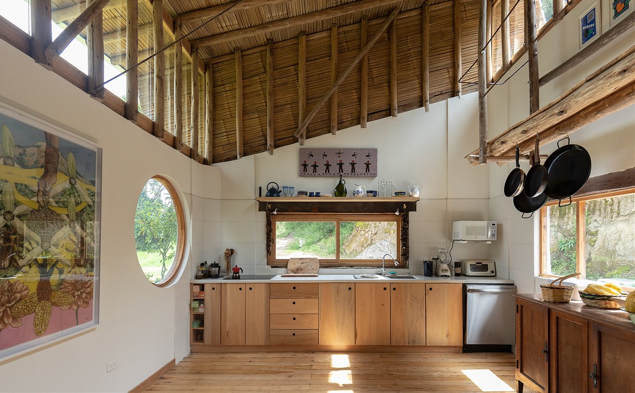 Casa Artesanal: Hogar con Diseño Rústico y Detalles Hechos a Mano – Decoración Única