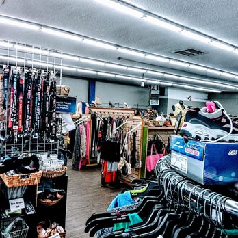 Tienda de Segunda Mano y Centro de Donaciones de Father Joe’s Villages en Chula Vista