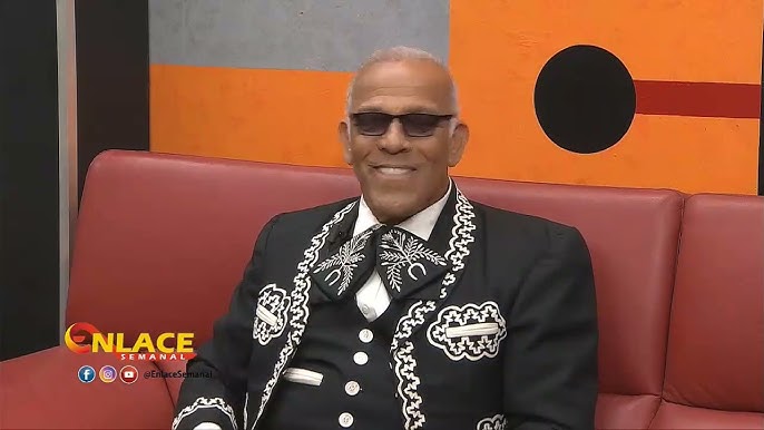 Imagen de Mariachi Caballero: Tradición Mexicana, Traje Elegante y Música Vibrante