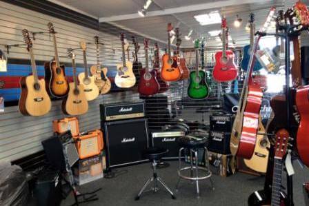 Descubre La Habra Music Center: Clases, eventos y estudio de grabación en La Habra