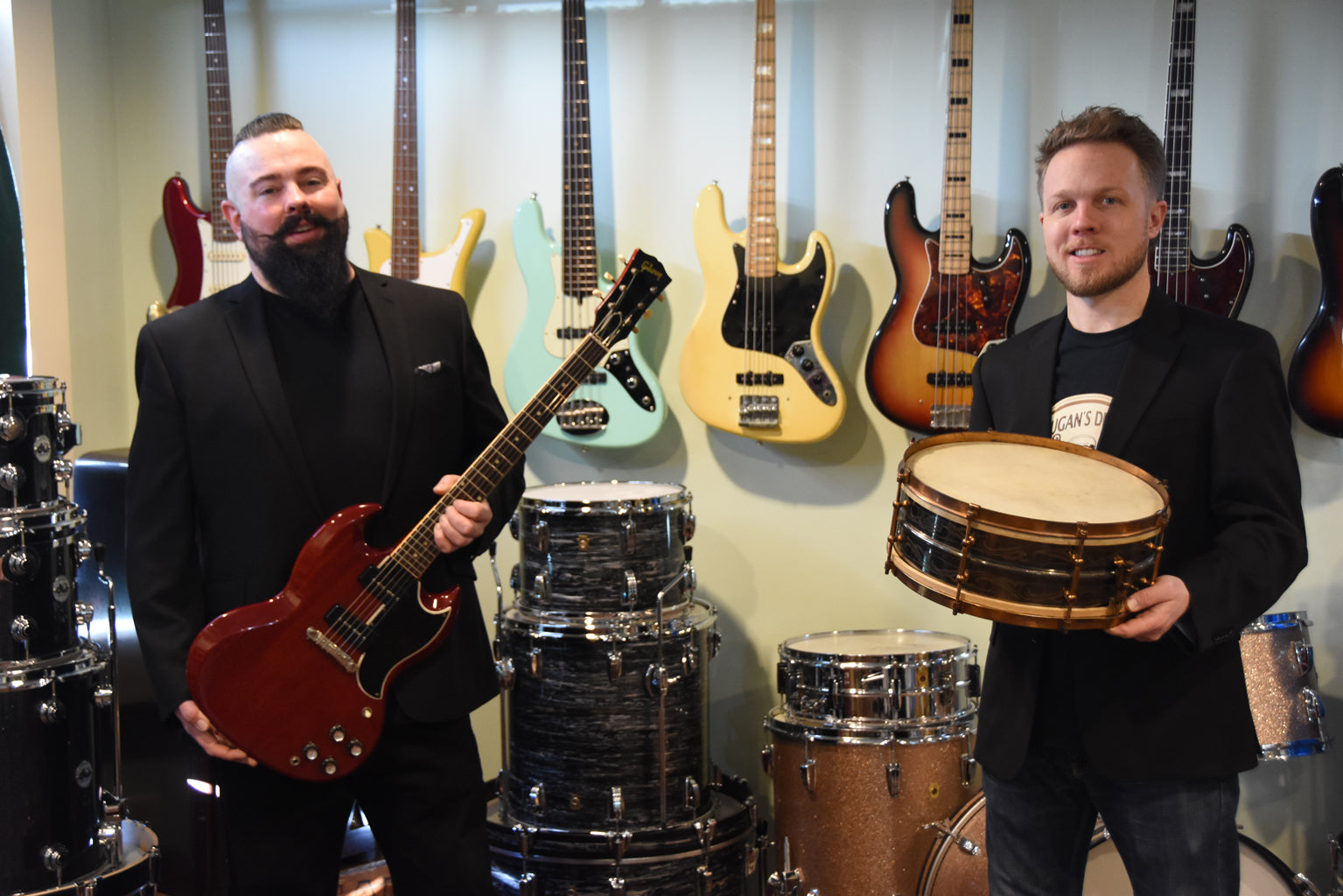 Baterías y Guitarras de Drugan – Instrumentos Musicales de Alta Calidad