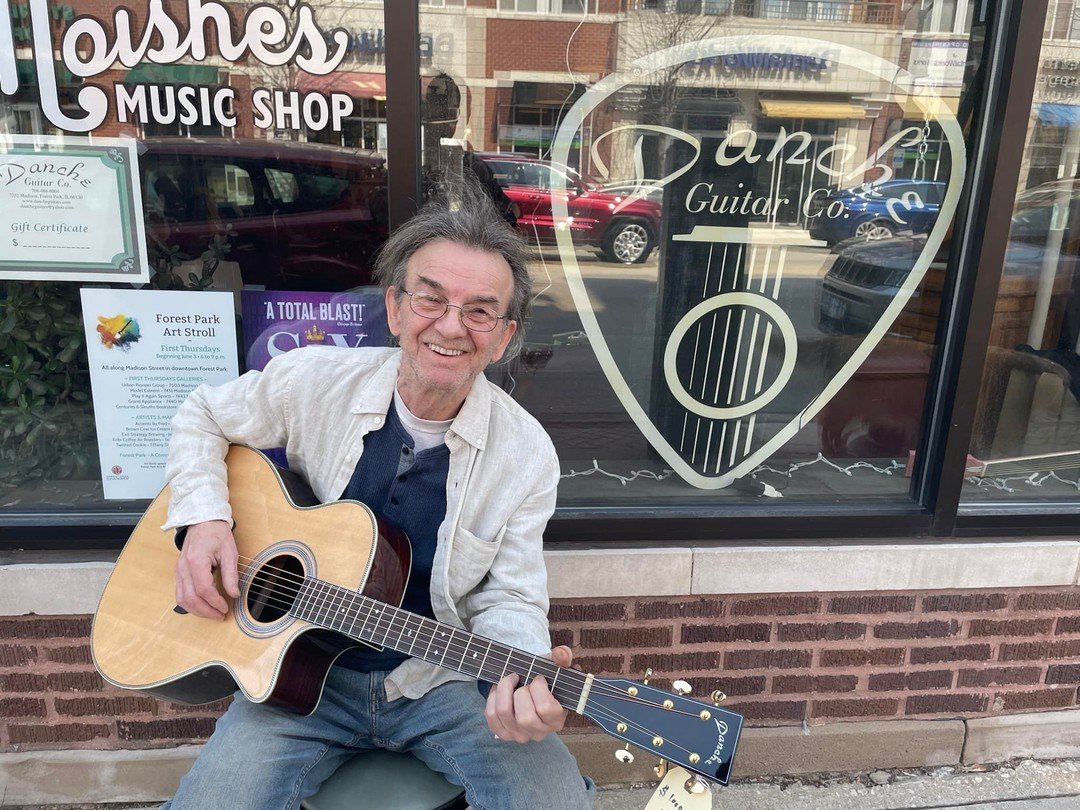 Danche Guitar Co.: Guitares artesanales de alta calidad – Diseño elegante y sonido excepcional