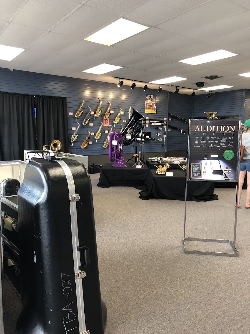 Brook Mays Music Store 7: Tienda de Instrumentos y Accesorios Musicales