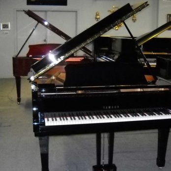 Jack Whitby al piano: una impresionante actuación acústica en vivo