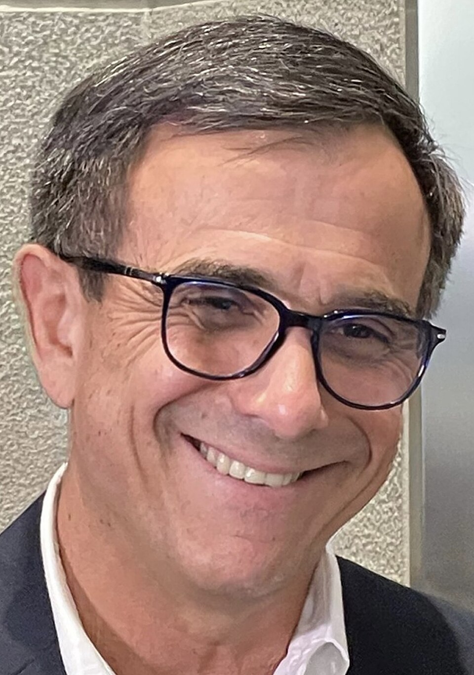 Jorge Luis Vargas – Retrato profesional, autor y conferencista | Foto oficial