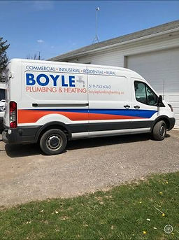 Boyle Plumbing: Servicios de Plomería en Fayetteville – Reparaciones y Instalaciones Profesionales
