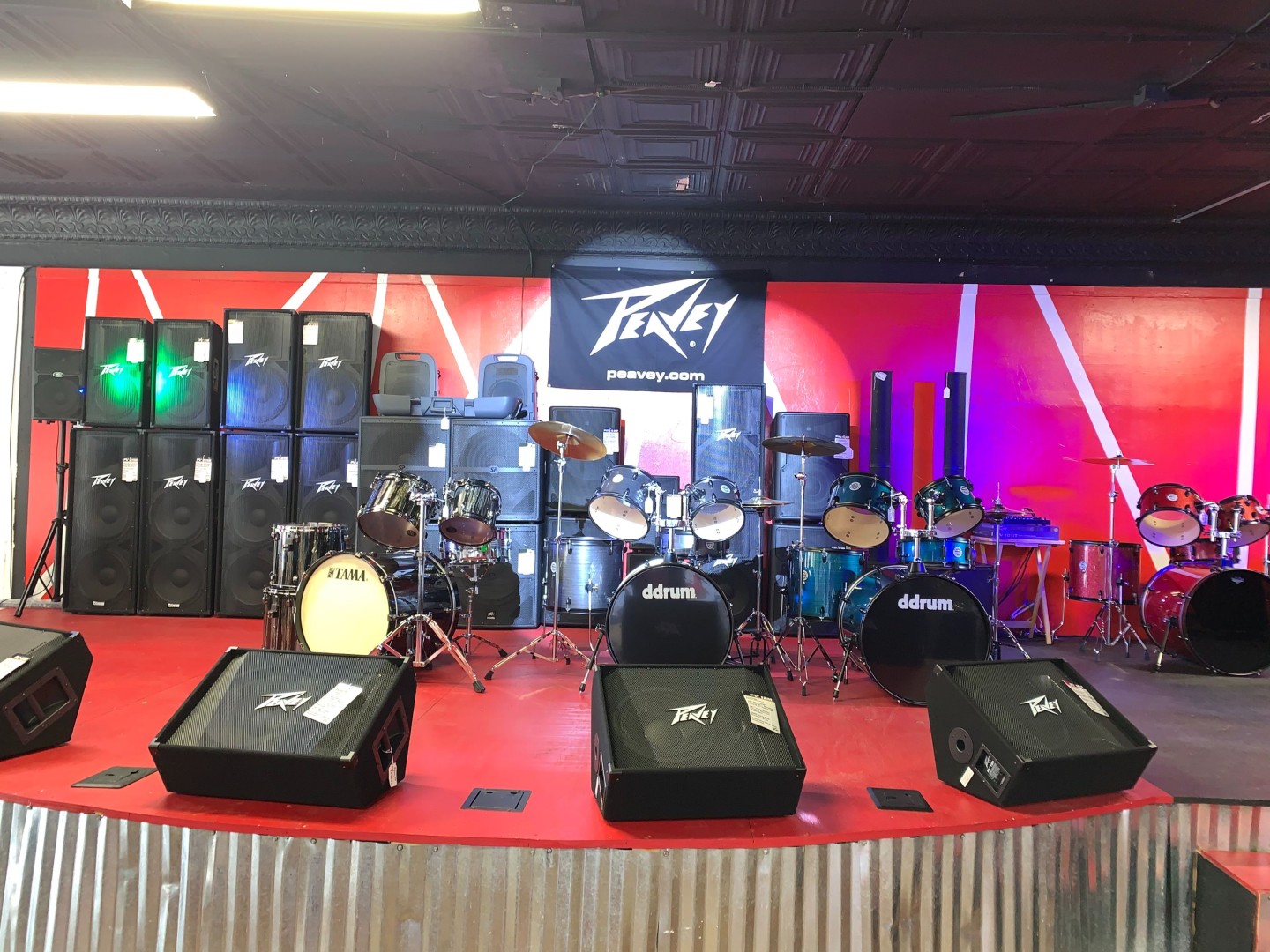 Centro Musical Quintana: Conciertos en vivo, arquitectura única y vibrante escena cultural