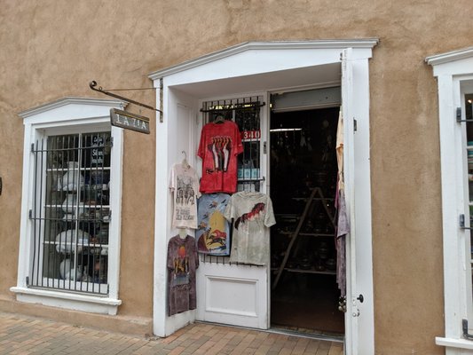 La Zia Americas Shop: Moda Latina Trendy, Ropa y Accesorios Únicos en América