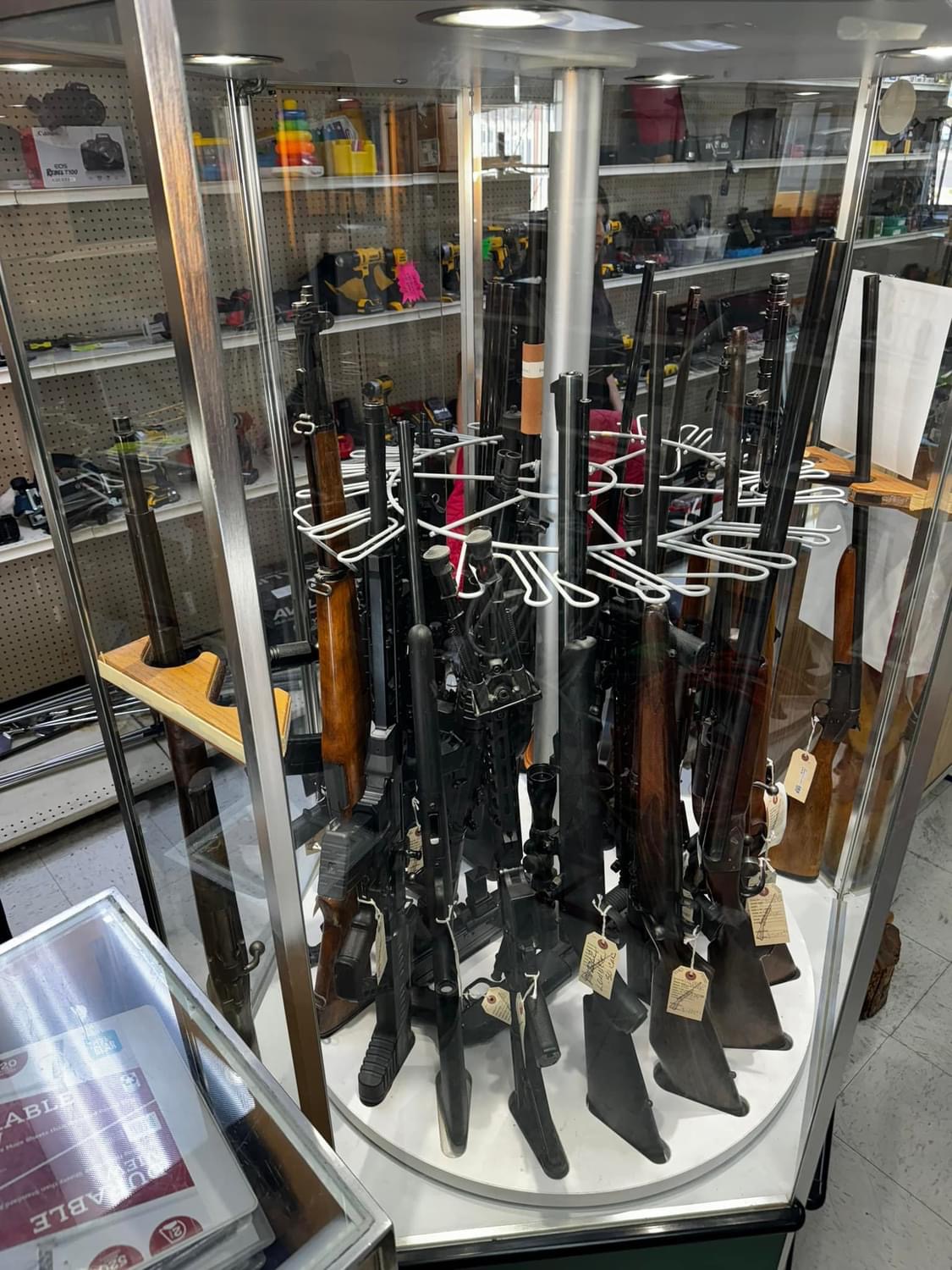 MMJ’s Pawn LLC – Tienda de empeños y servicios financieros