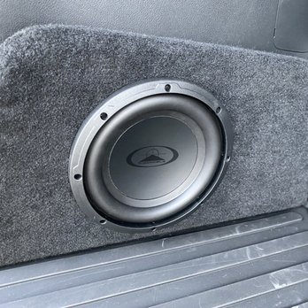 Breakers Stereo & Performance – Audio Potente de Alta Fidelidad