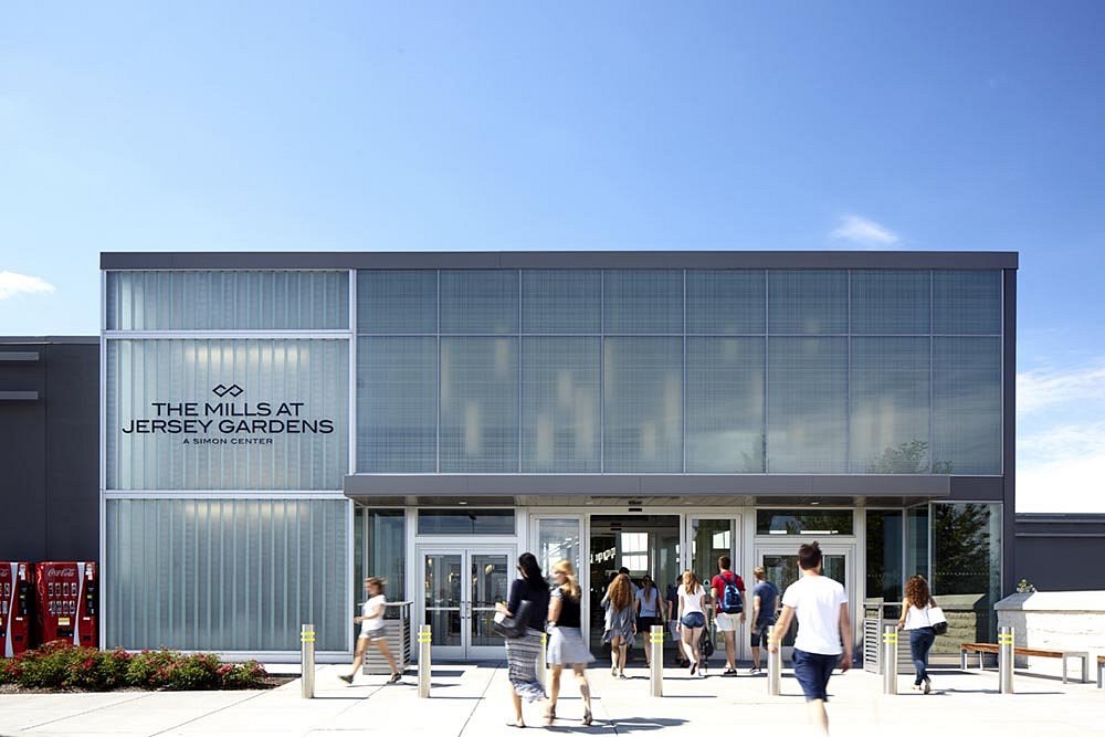 The Mills at Jersey Gardens: Outlet y ocio en New Jersey