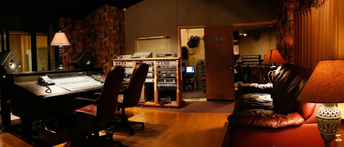 Love & Laughter Music Group – Estudio de Grabación y Producción Musical